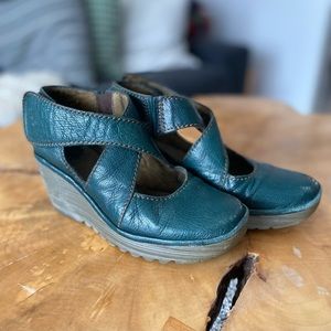 Fly London Crossover Mary Jane Wedge